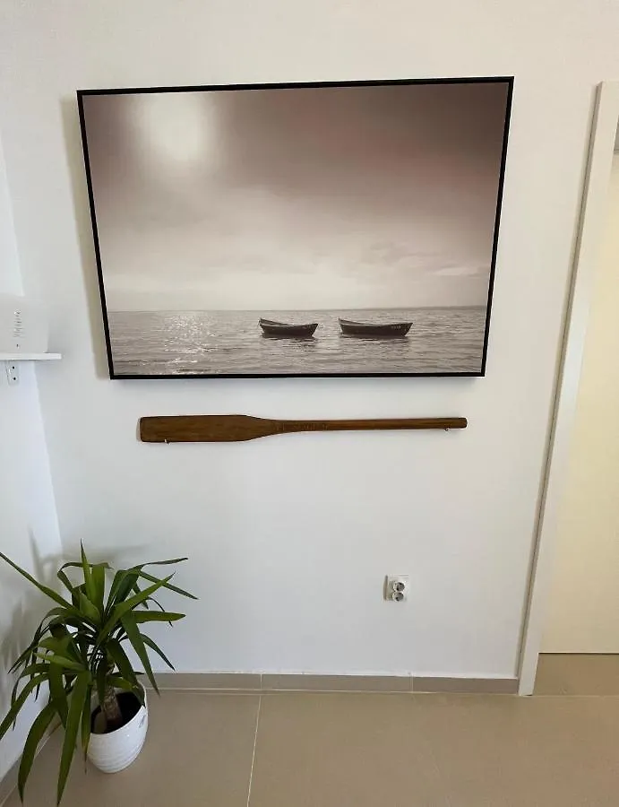 Apartment Check In 0*, Pula